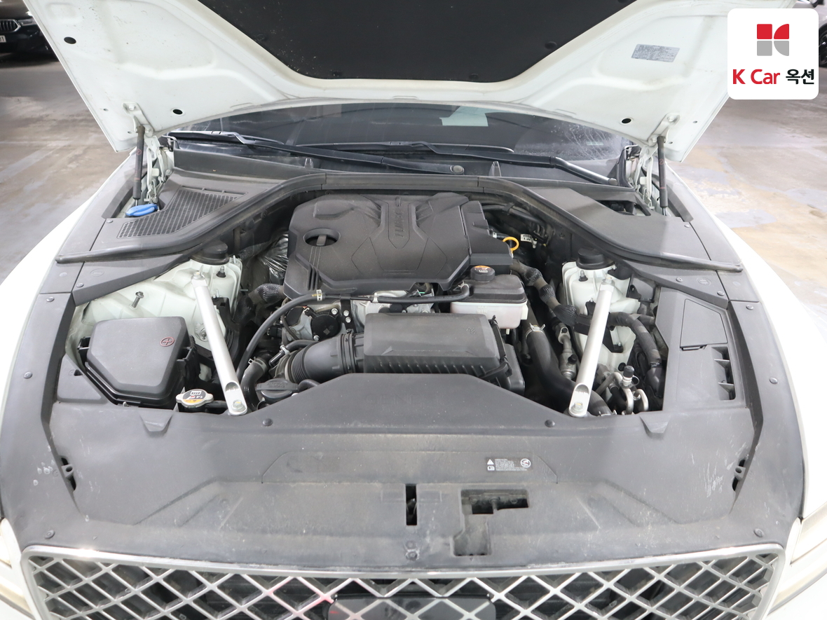 Genesis G80 2021 - Image 32