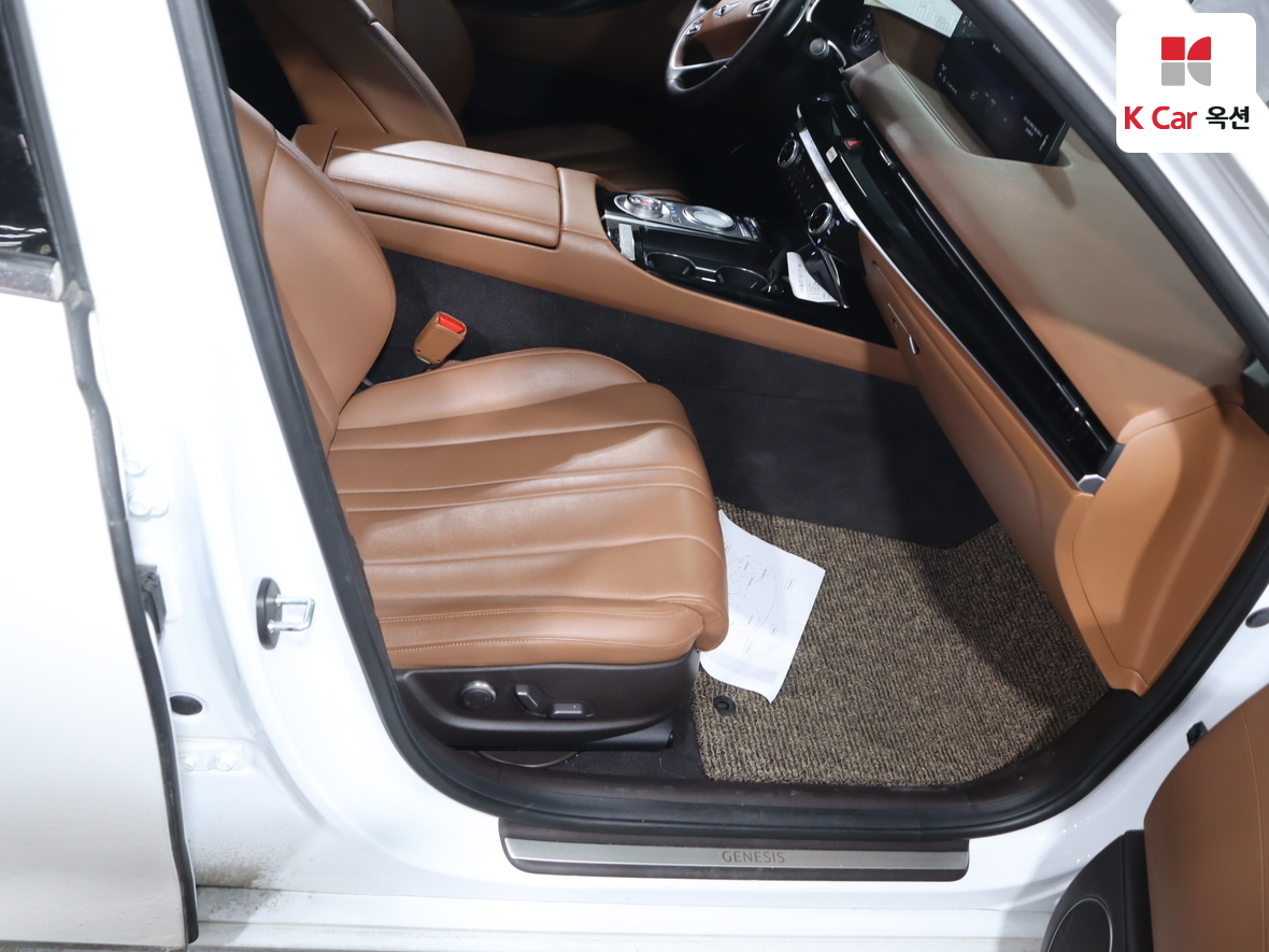 Genesis G80 2021 - Image 29