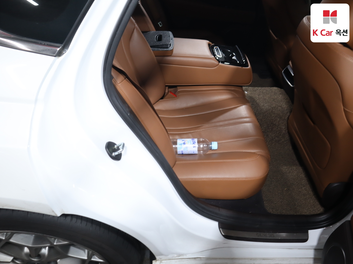 Genesis G80 2021 - Image 27