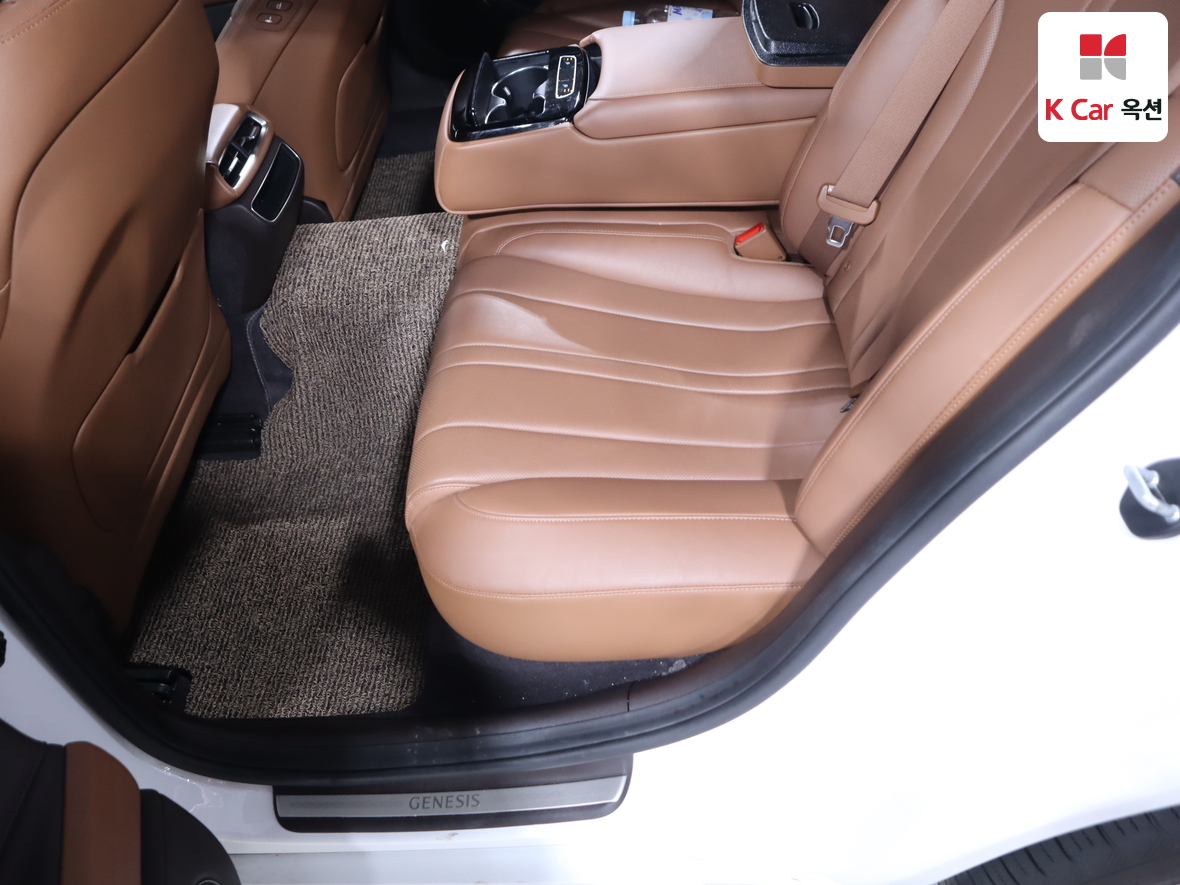 Genesis G80 2021 - Image 22