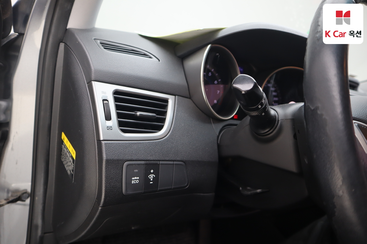 Hyundai Elantra 2012 - Image 9