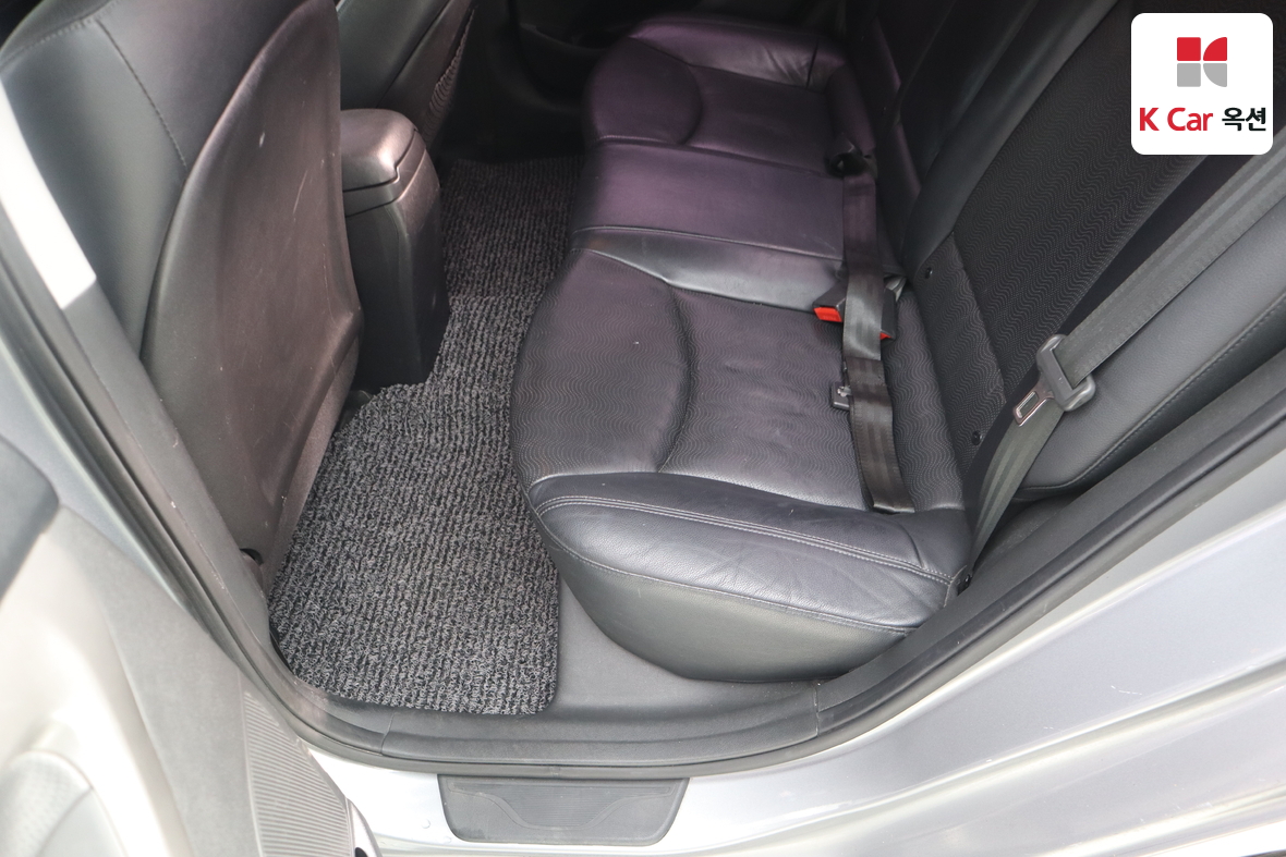 Hyundai Elantra 2012 - Image 22