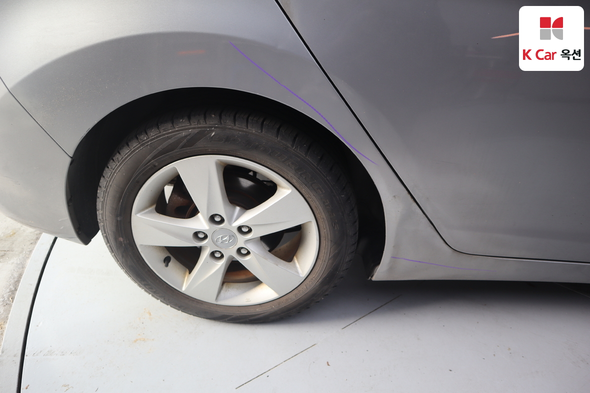 Hyundai Elantra 2012 - Image 35