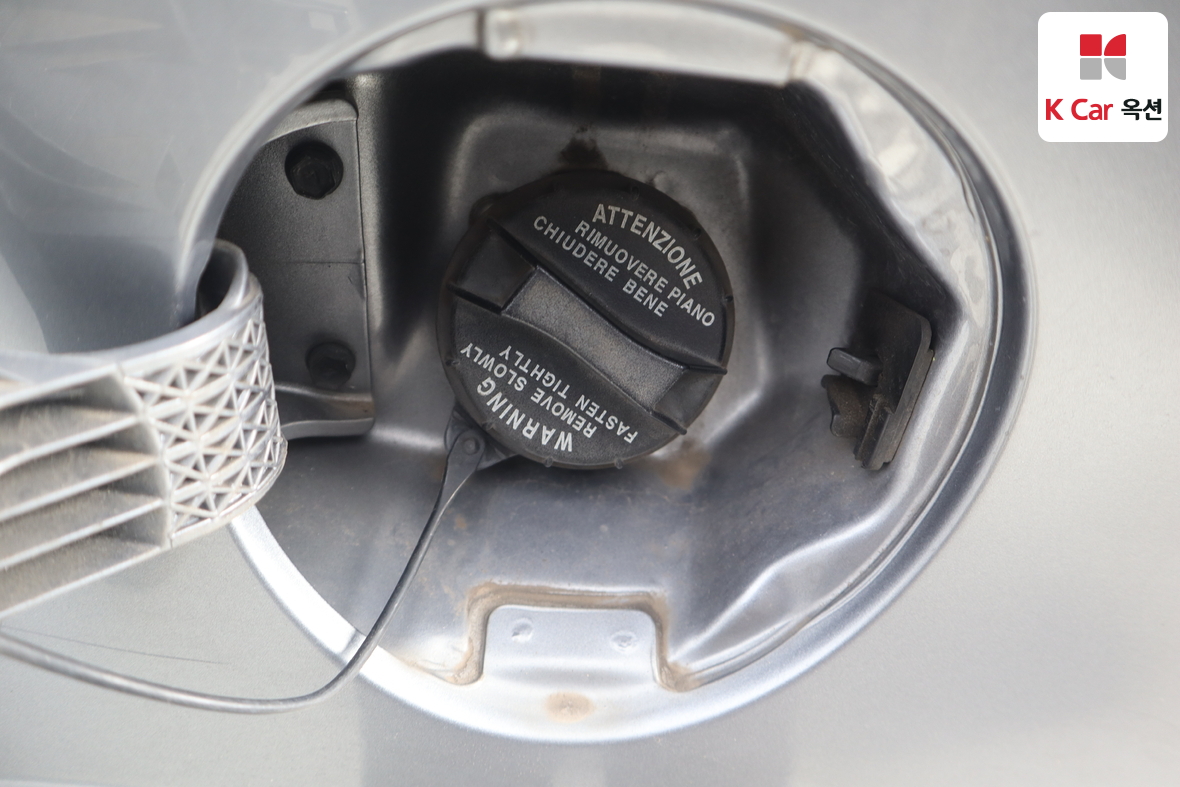 Hyundai Elantra 2012 - Image 23