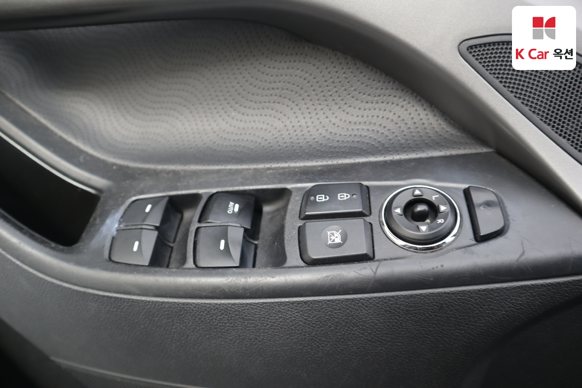 Hyundai Elantra 2012 - Image 17