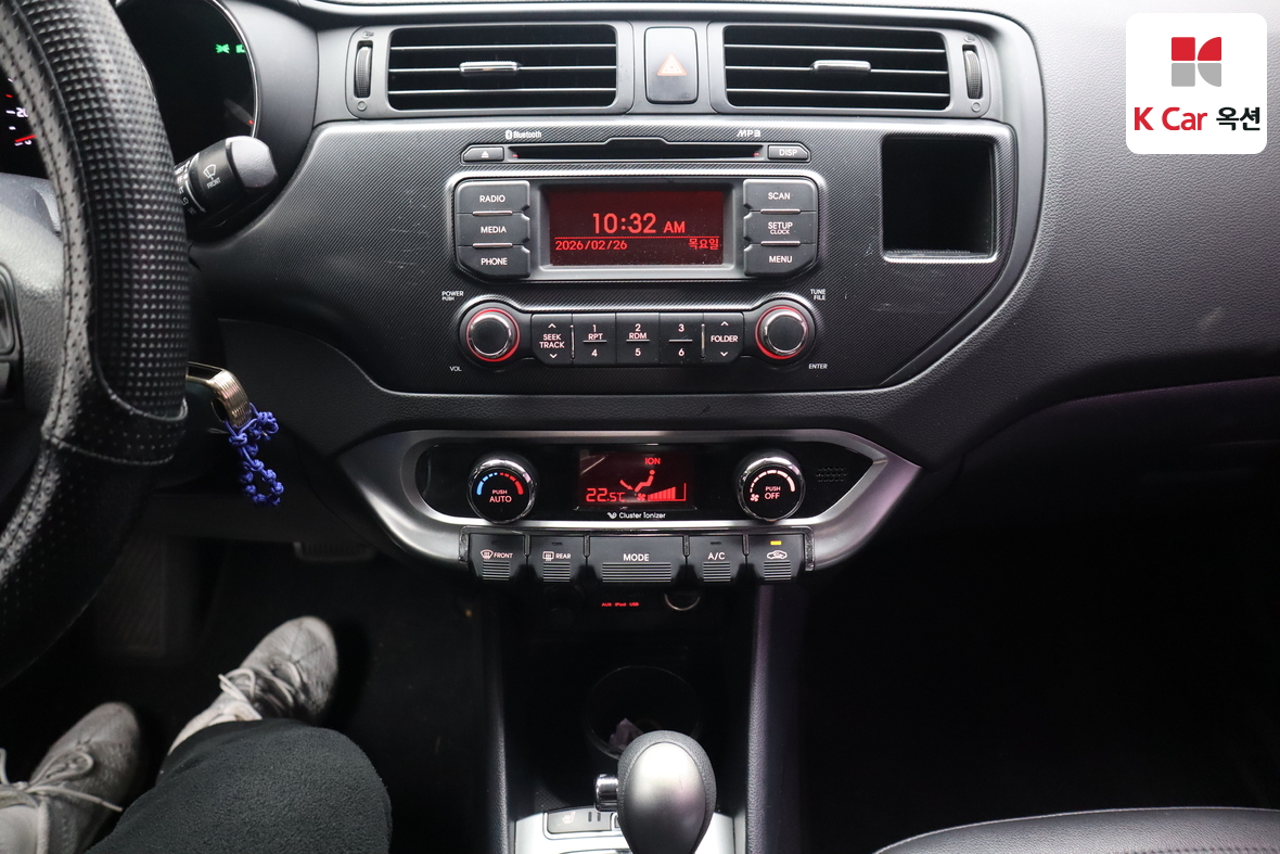 Kia Pride 2013 - Image 6