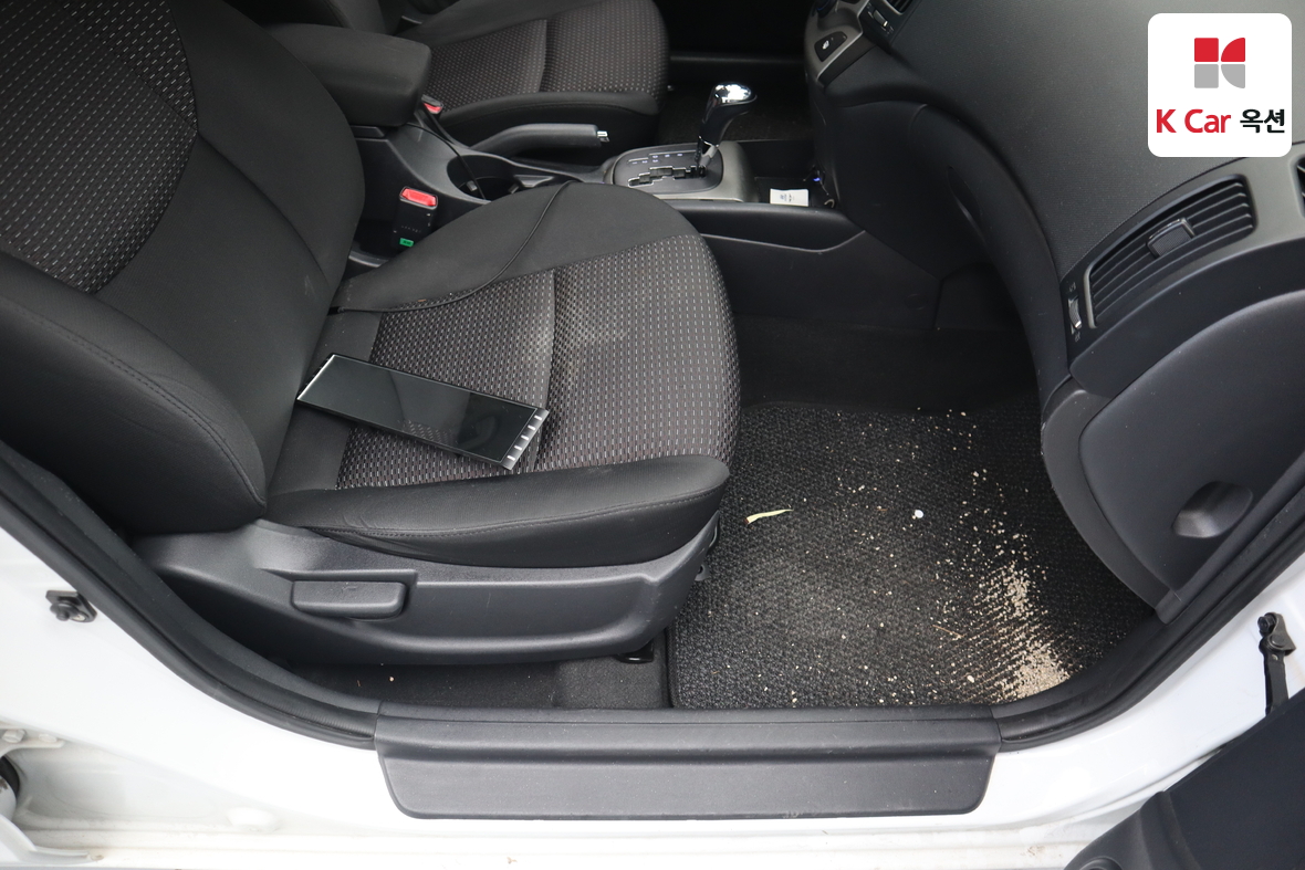 Hyundai i30 2011 - Image 30