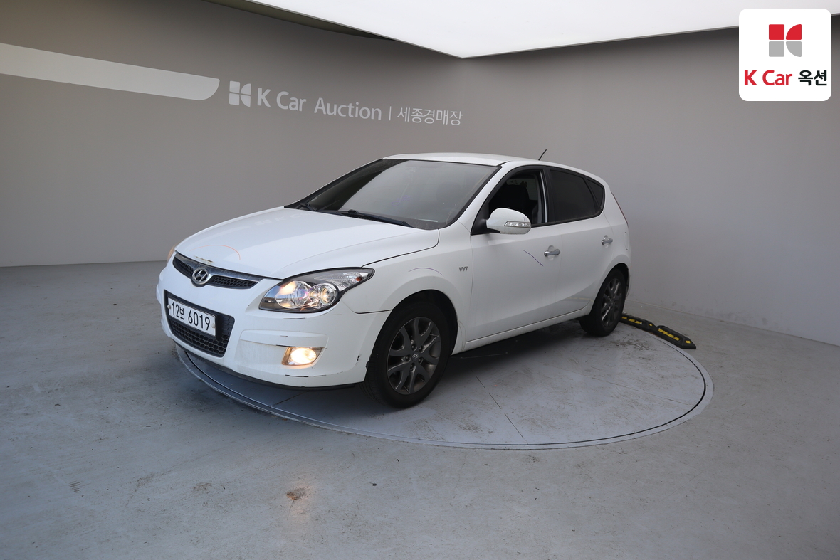 Hyundai i30 2011 - Image 1