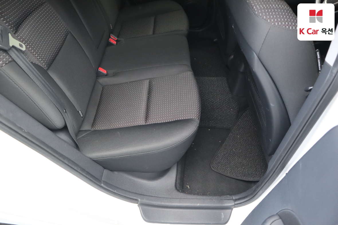 Hyundai i30 2011 - Image 28