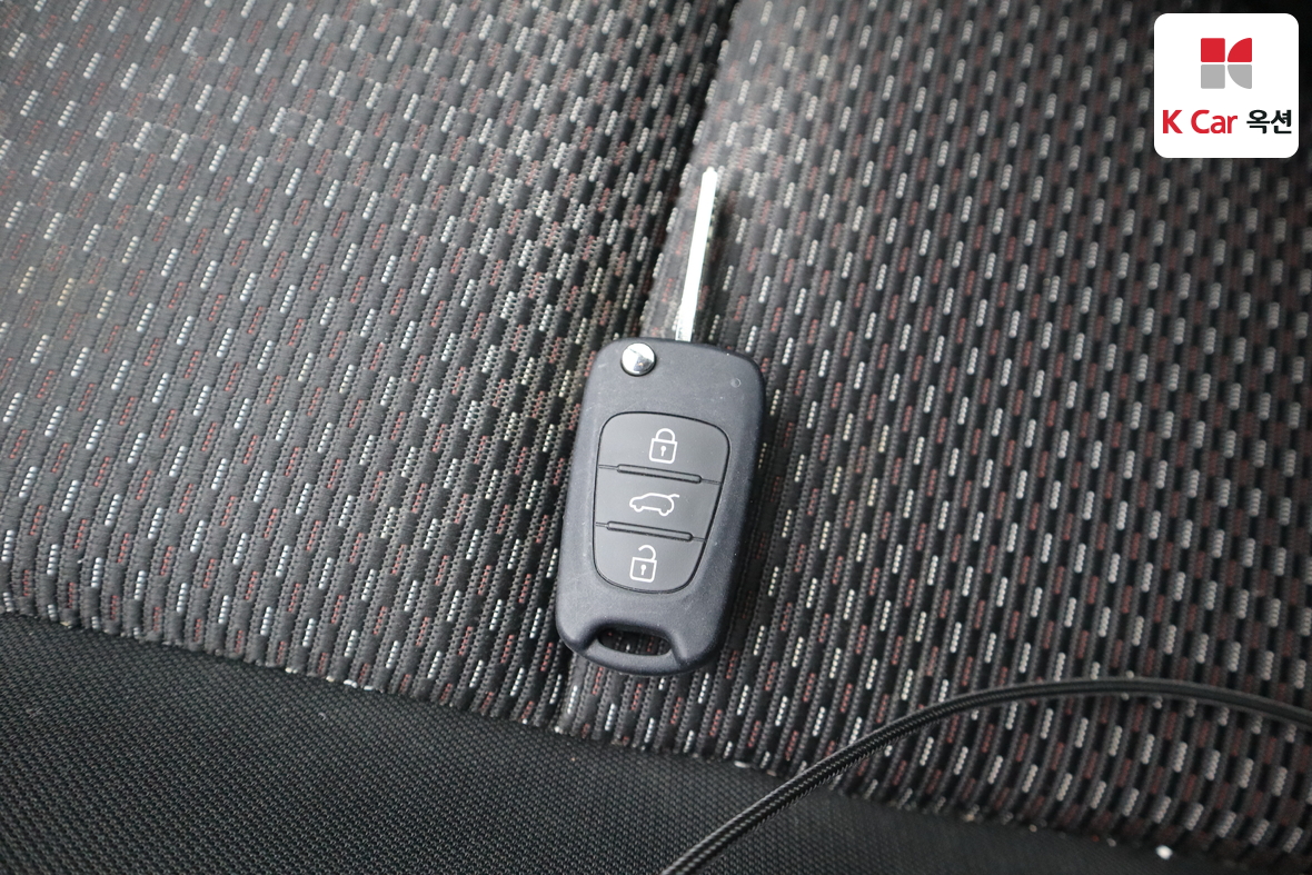 Hyundai i30 2011 - Image 18