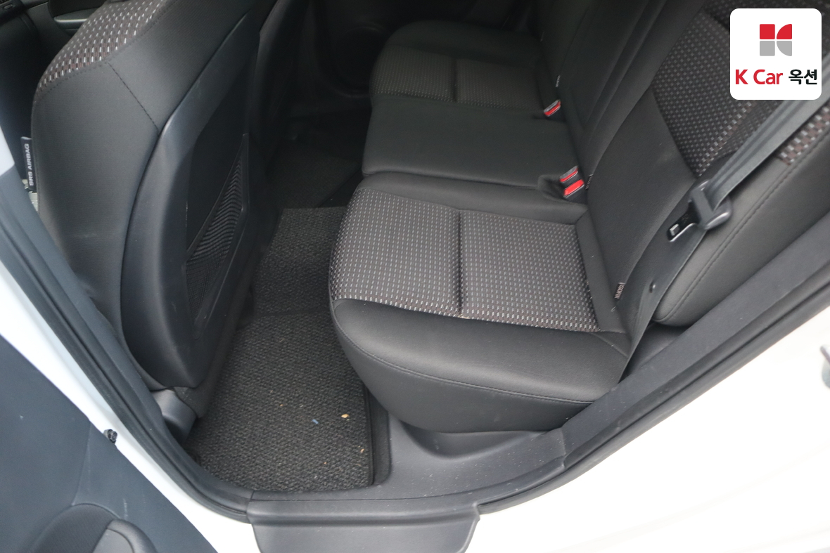 Hyundai i30 2011 - Image 23