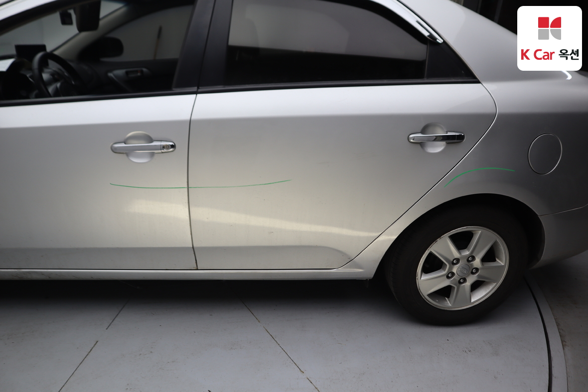 كيا فورتي 2012 - صورة 41