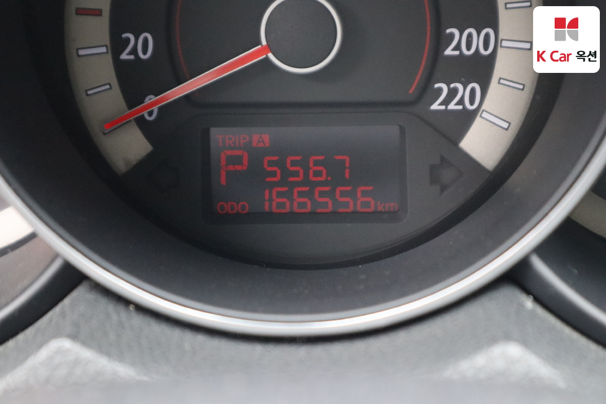 كيا فورتي 2012 - صورة 4