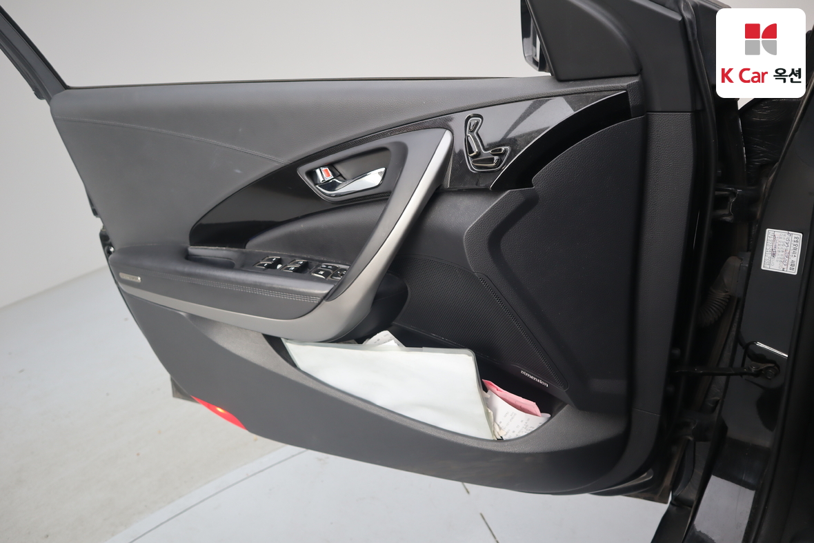 هيونداي أزيرا 2012 - صورة 8