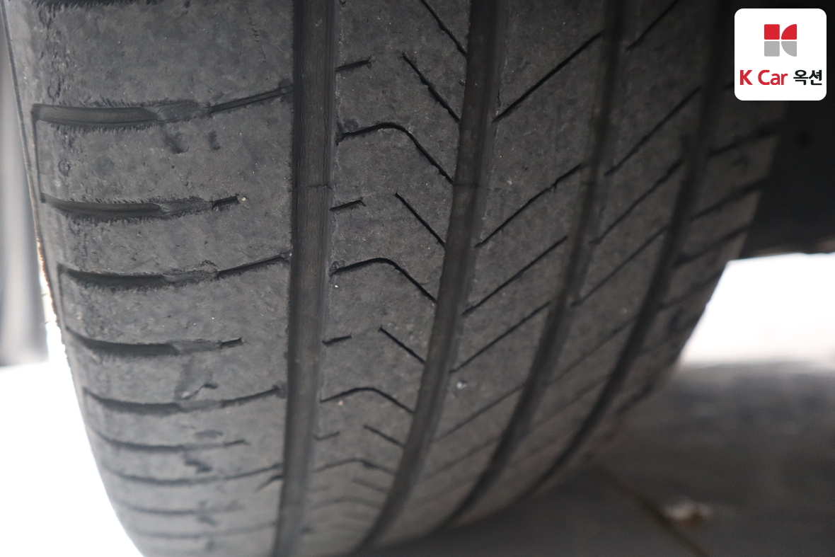 هيونداي أزيرا 2012 - صورة 30