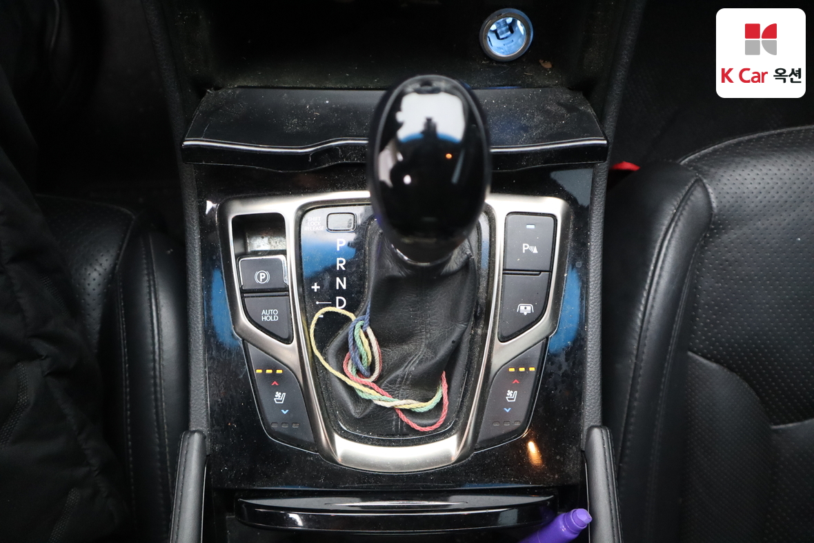 هيونداي أزيرا 2012 - صورة 15