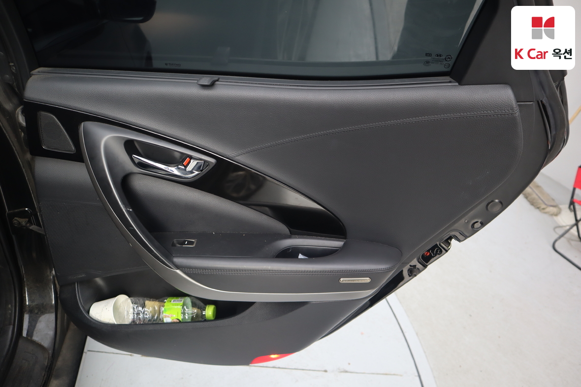 هيونداي أزيرا 2012 - صورة 25