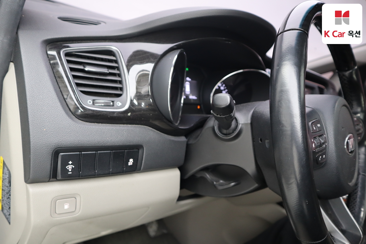 كيا نيو كارنيفال 2019 - صورة 9