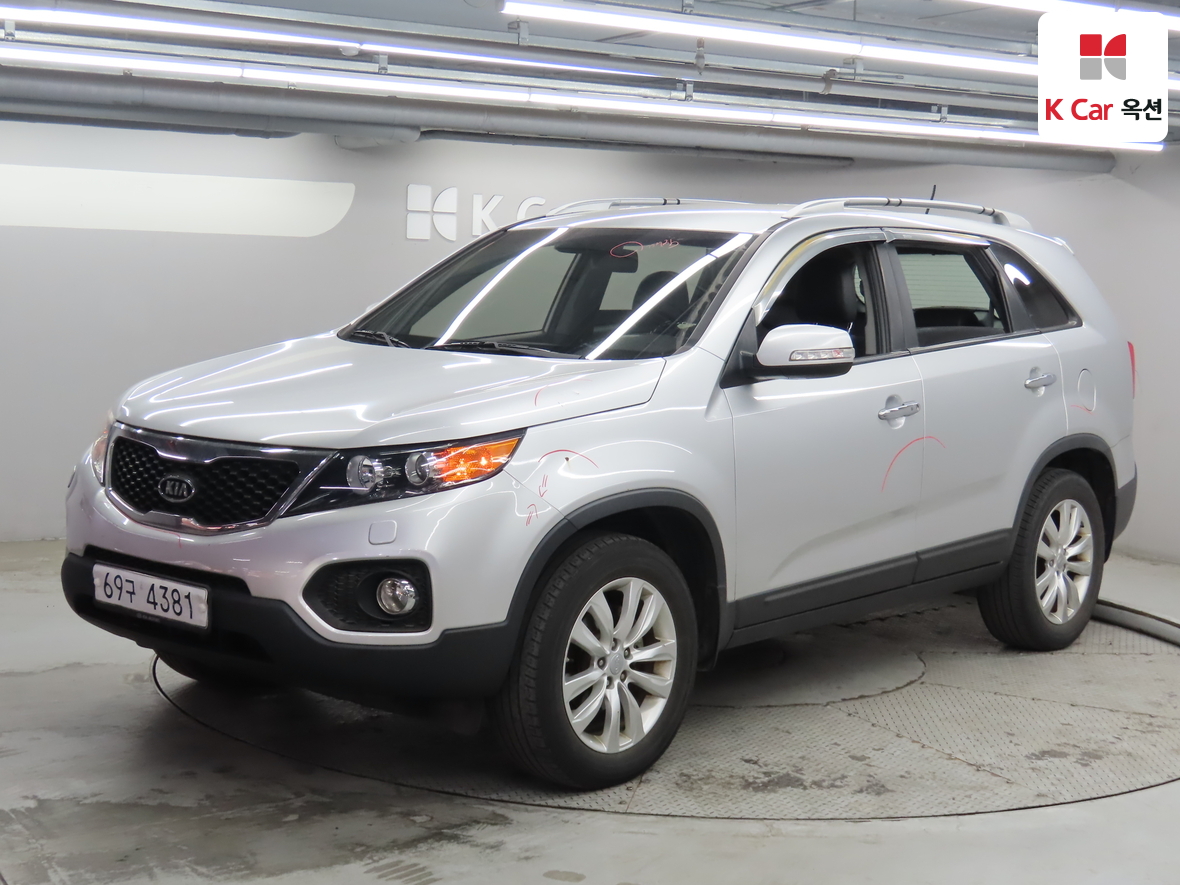 كيا سورينتو 2011 - صورة 1