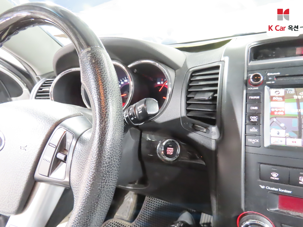 كيا سورينتو 2011 - صورة 11