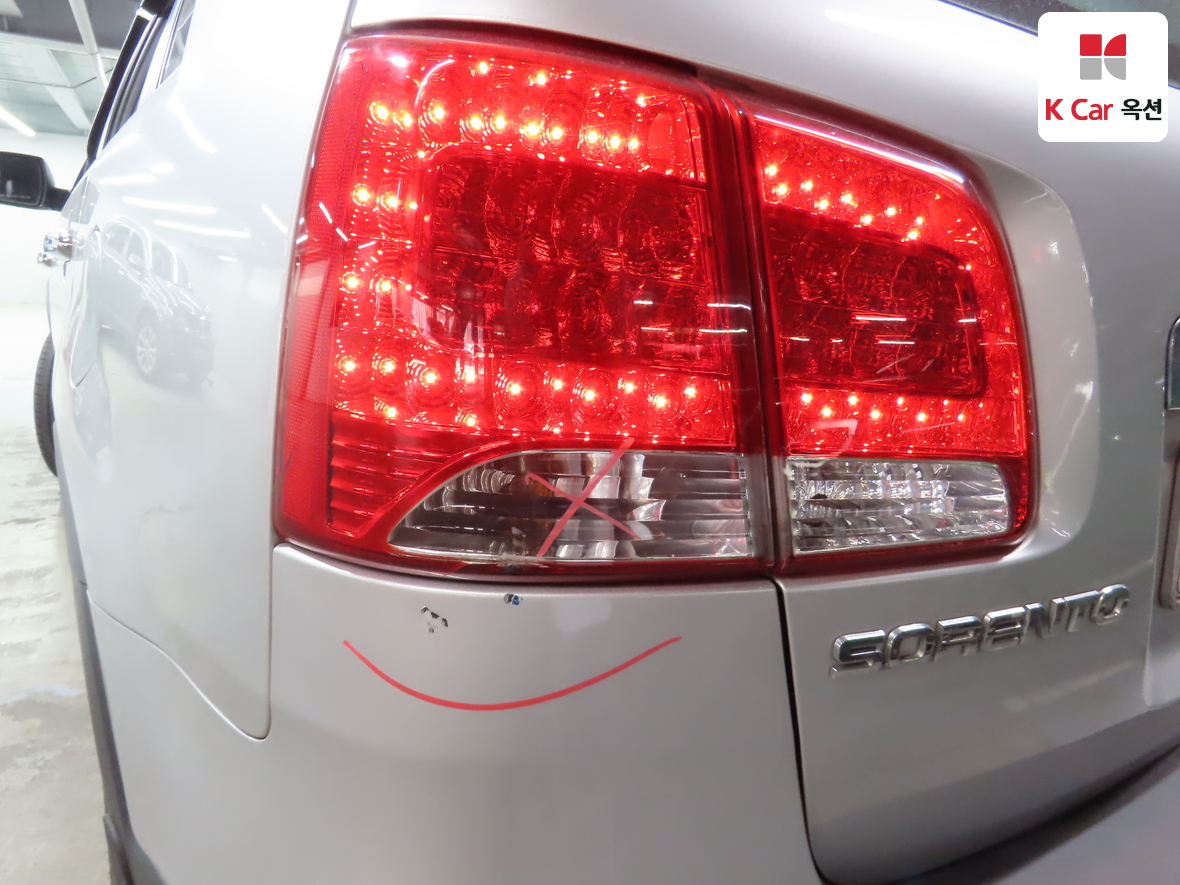 كيا سورينتو 2011 - صورة 43