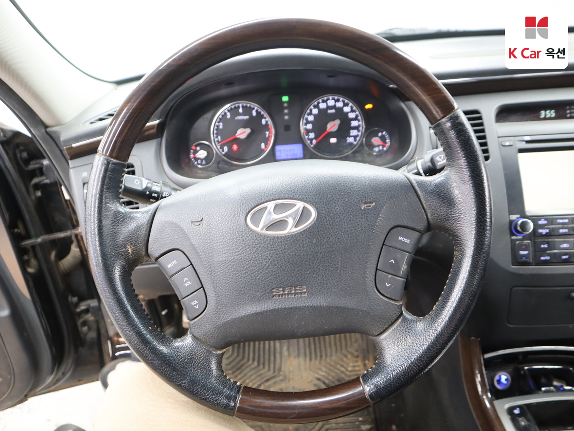 Hyundai Grandeur 2010 - Image 10