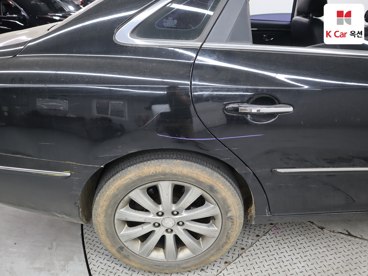 Hyundai Grandeur 2010 - Image 41