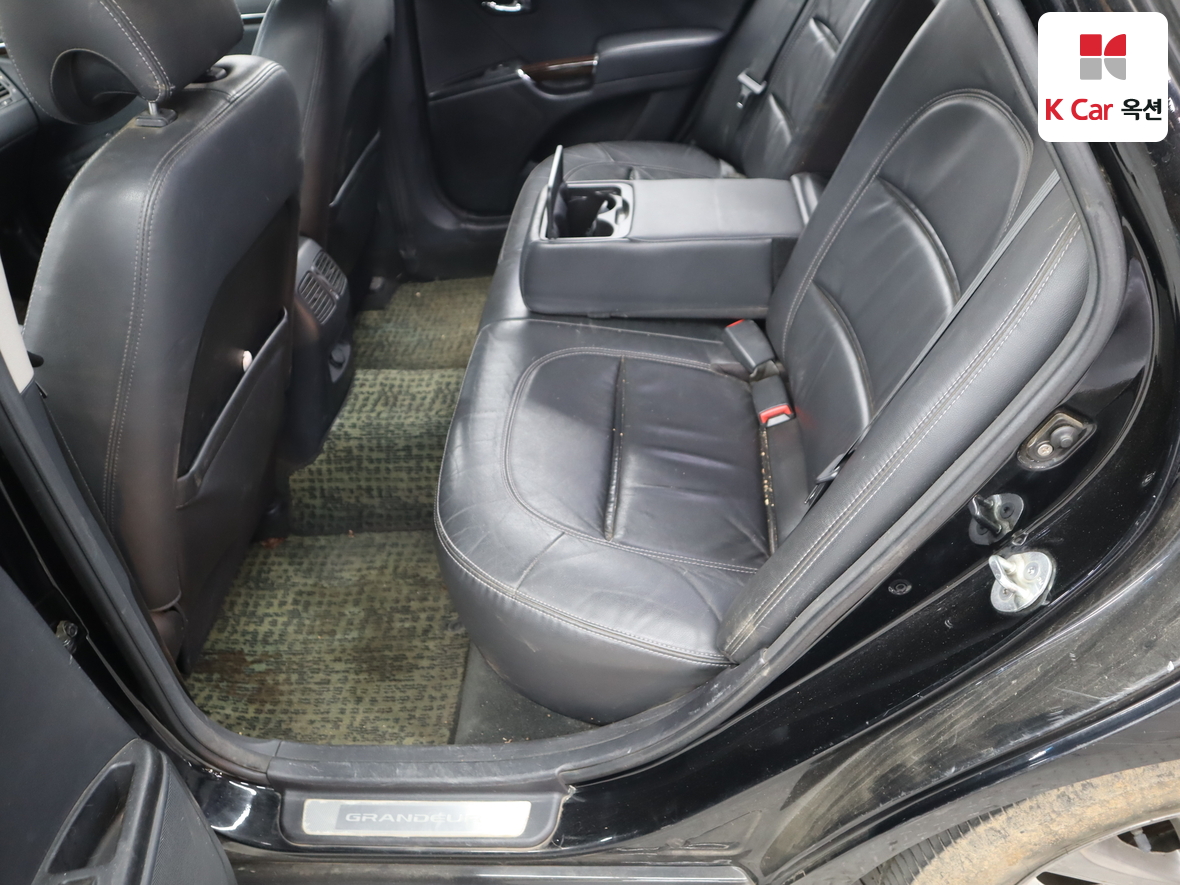 Hyundai Grandeur 2010 - Image 22