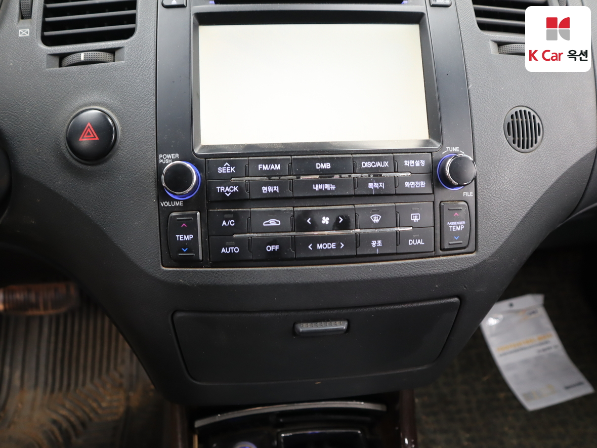 Hyundai Grandeur 2010 - Image 15