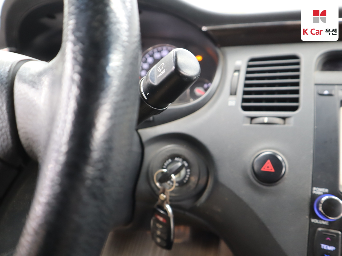 Hyundai Grandeur 2010 - Image 11