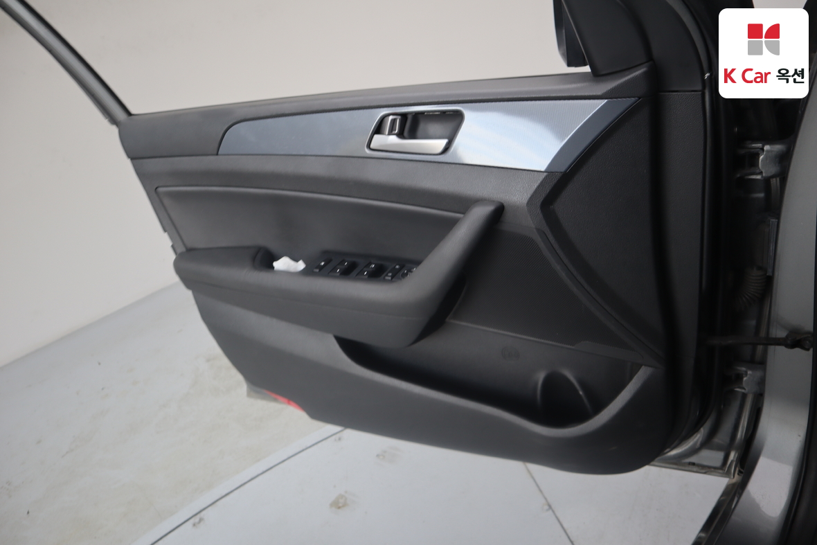 Hyundai Sonata 2017 - Image 8