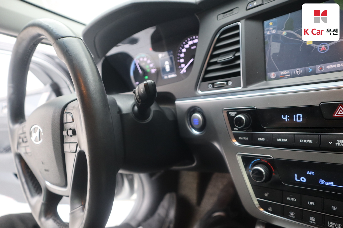 Hyundai Sonata 2017 - Image 11