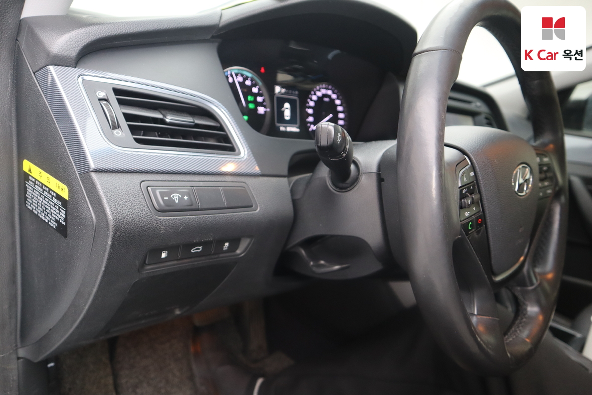 Hyundai Sonata 2017 - Image 9