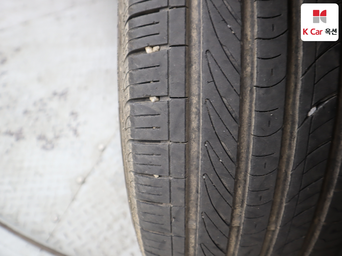 KG Mobility Korando Sports 2017 - Image 33