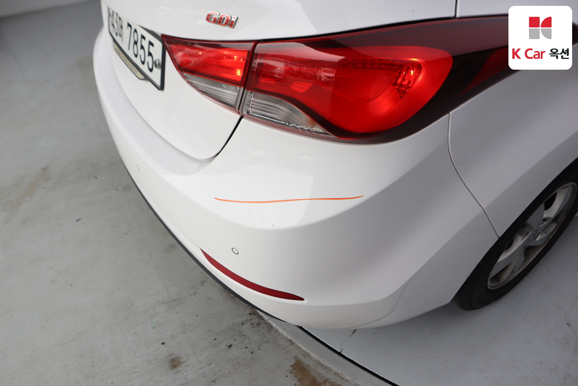 Hyundai Elantra 2015 - Image 33