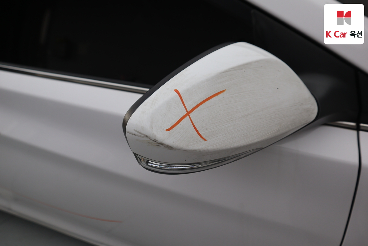 Hyundai Elantra 2015 - Image 35