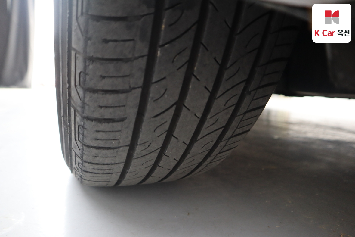 Hyundai Elantra 2015 - Image 30