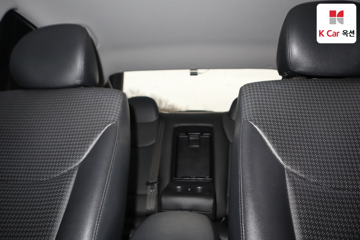 Hyundai Elantra 2015 - Image 18