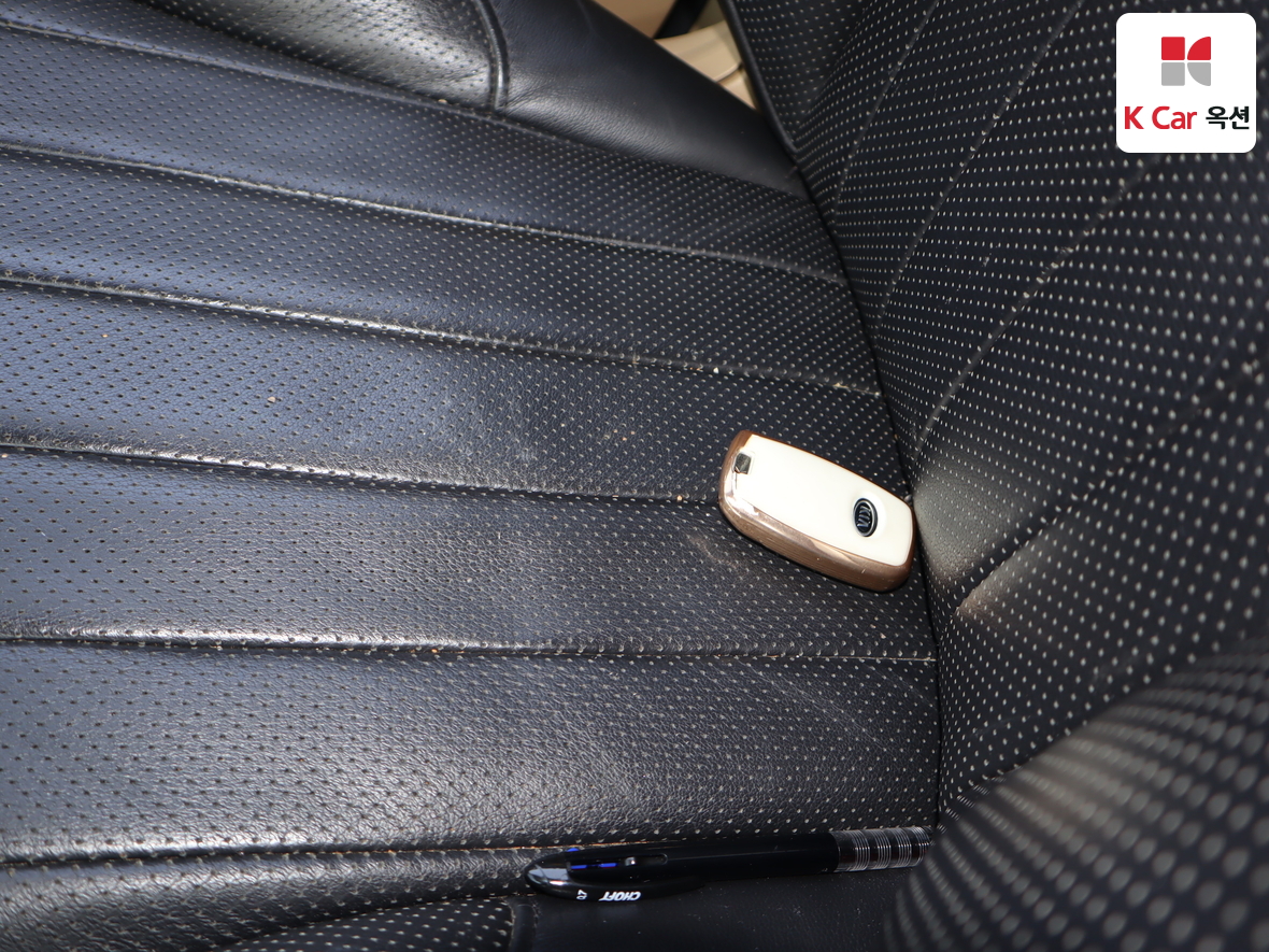 كيا نيو كارنيفال 2016 - صورة 17