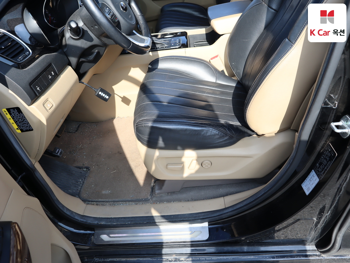 كيا نيو كارنيفال 2016 - صورة 18