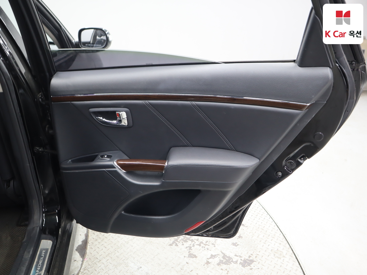 هيونداي جرانجر 2011 - صورة 24