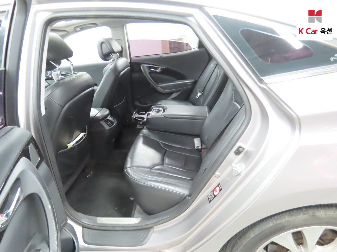 Hyundai AZERA 2011 - Image 25