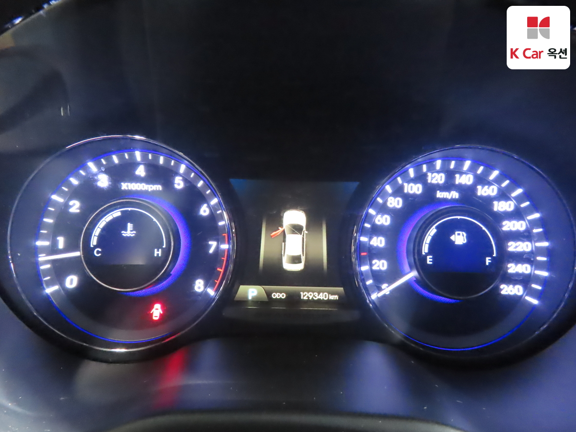 Hyundai AZERA 2011 - Image 5