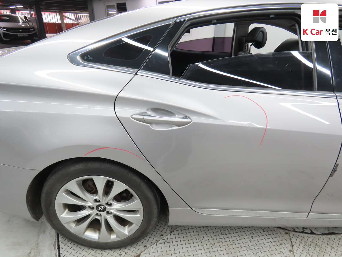 Hyundai AZERA 2011 - Image 43