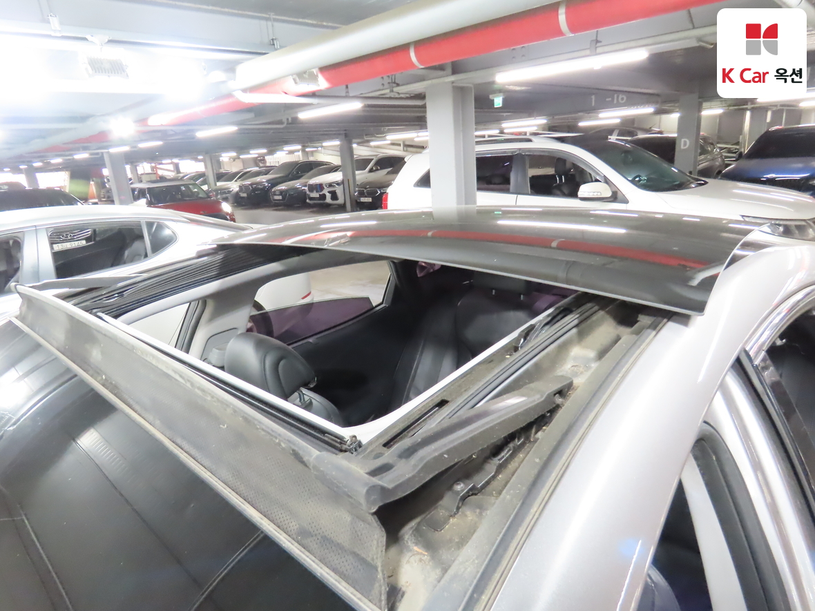 Hyundai AZERA 2011 - Image 23