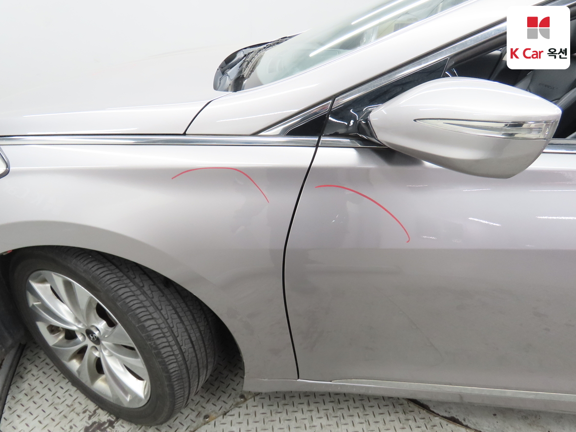 Hyundai AZERA 2011 - Image 39