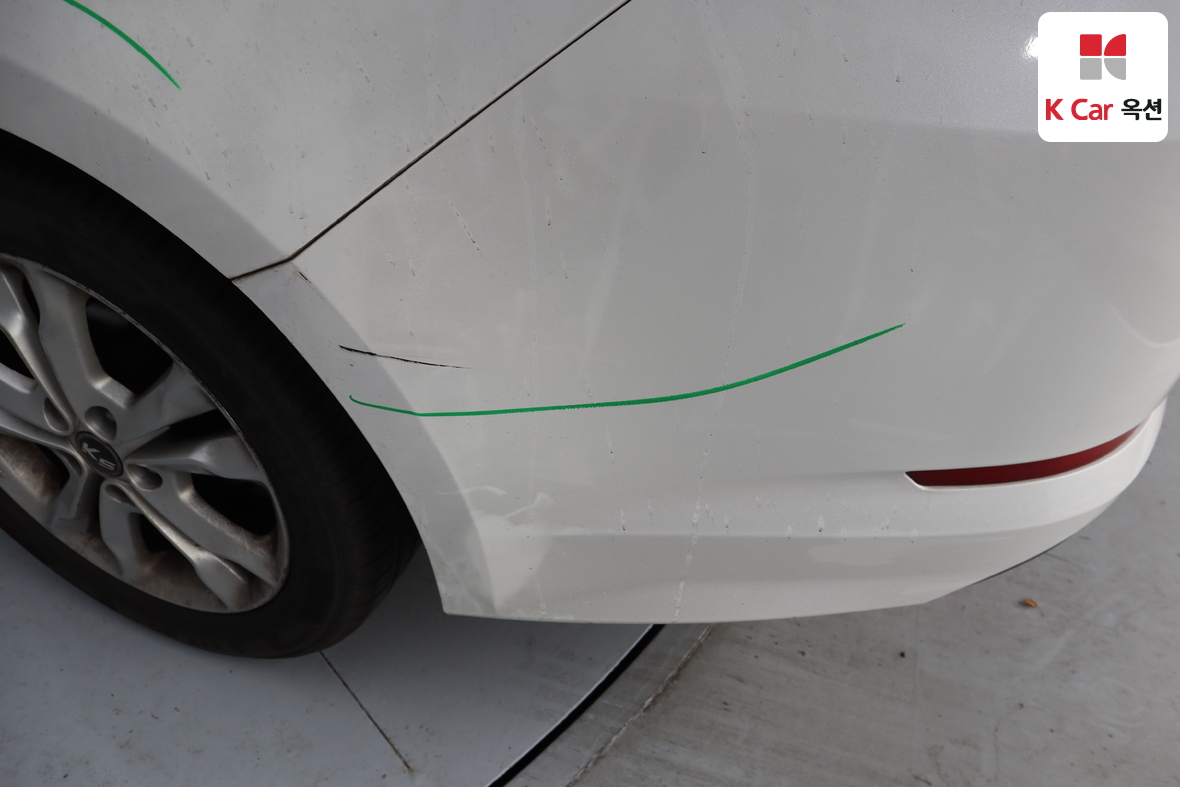 Kia K5 2011 - Image 39