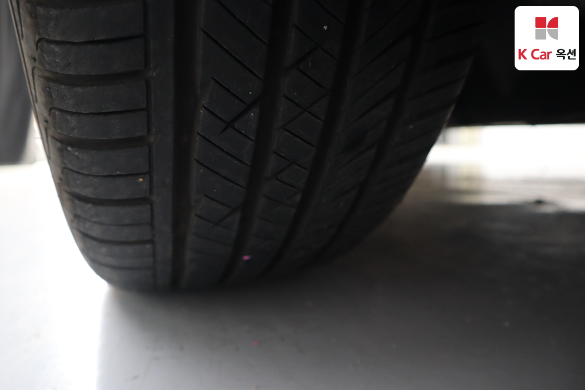 Kia K5 2011 - Image 33