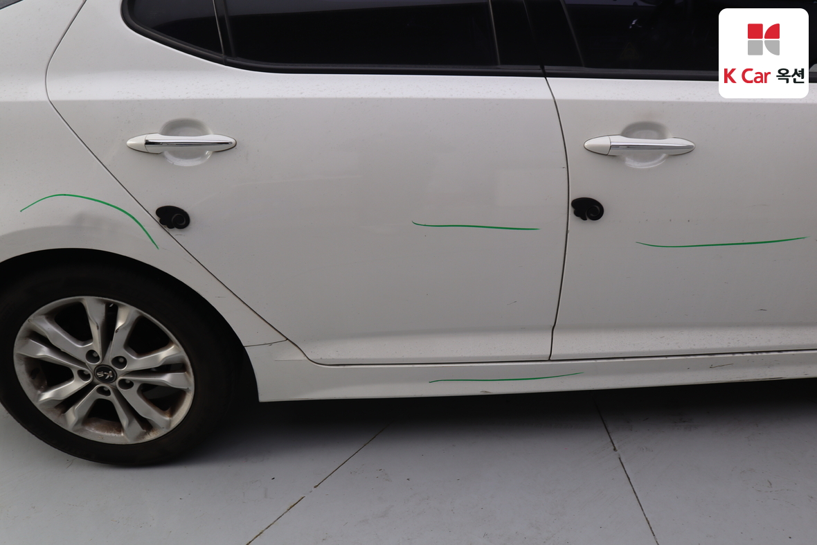 Kia K5 2011 - Image 41