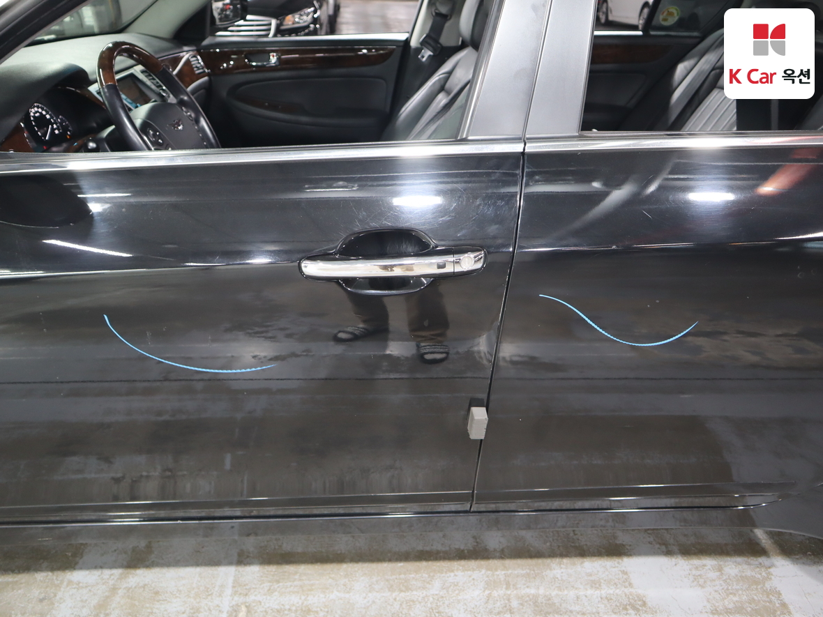 Hyundai Genesis 2011 - Image 37